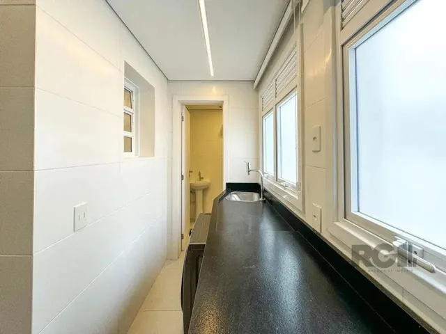 Imagem 10: Apartamento para Venda - 138.33M², 3 Dormitórios, Sendo 1 Suites, 3 Vagas - Centro