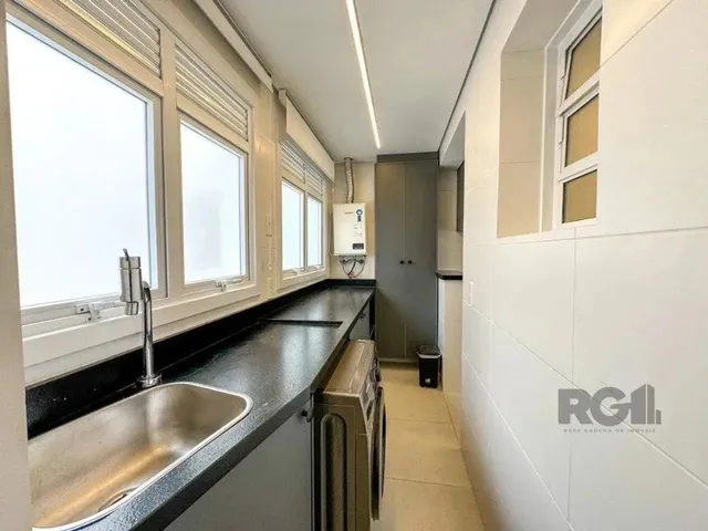 Imagem 13: Apartamento para Venda - 138.33M², 3 Dormitórios, Sendo 1 Suites, 3 Vagas - Centro