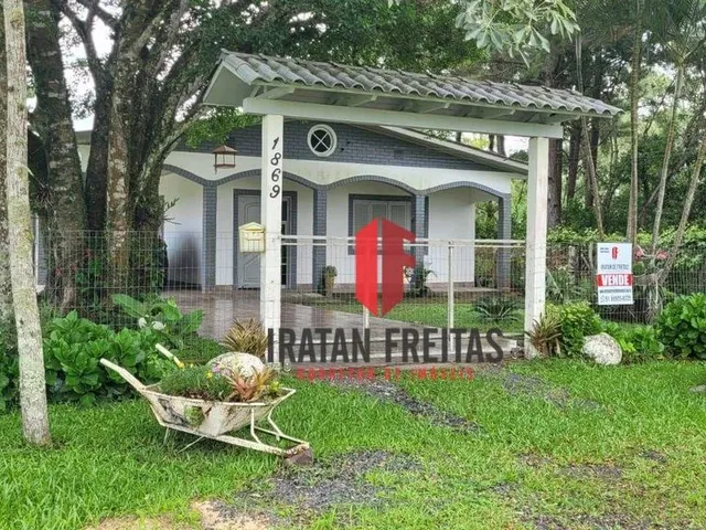 Imagem: Casa com 3 Dormitórios À Venda por R$