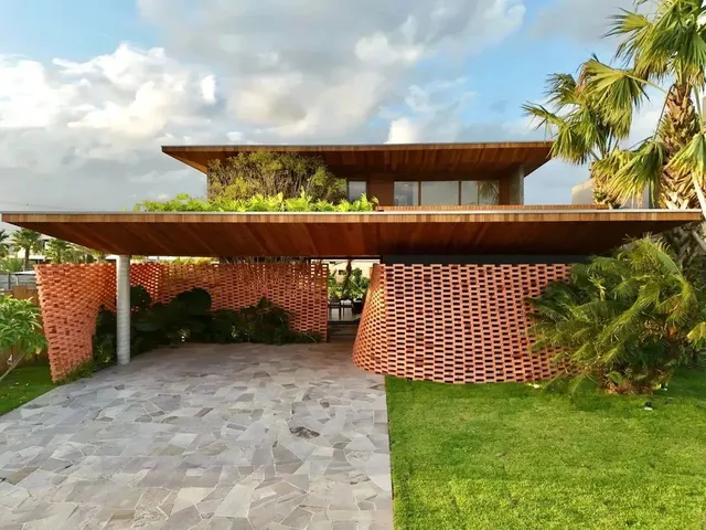 Imagem 13: Casa Beira Lago | 5 Suítes | Mobiliada