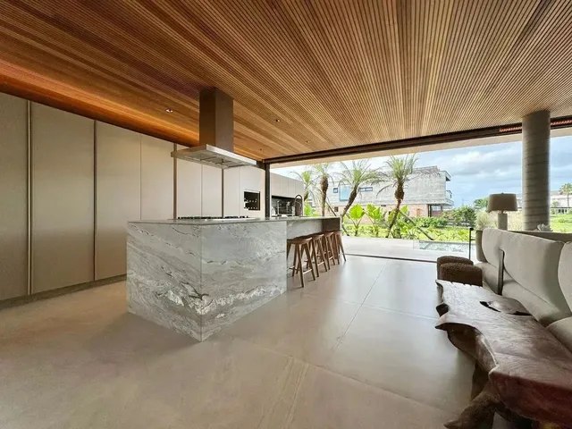 Imagem 10: Casa Beira Lago | 5 Suítes | Mobiliada