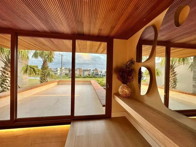 Imagem 4: Casa Beira Lago | 5 Suítes | Mobiliada