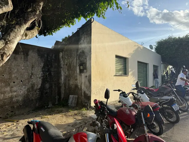 Imagem 2: Vendo Ou Troco Ponto Próximo a Cemitério Local