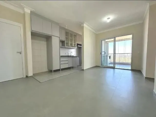 Imagem: O apartamento possui 2 Dormitórios, 1 Suíte, 2 Banheiros,