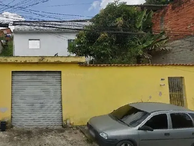 Imagem: A casa possui 2 Dormitórios, 1 Banheiro, 250m² de Área,