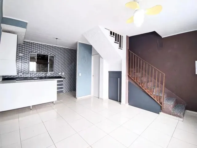 Imagem: Casa À Venda em Cotia, Caucaia do Alto