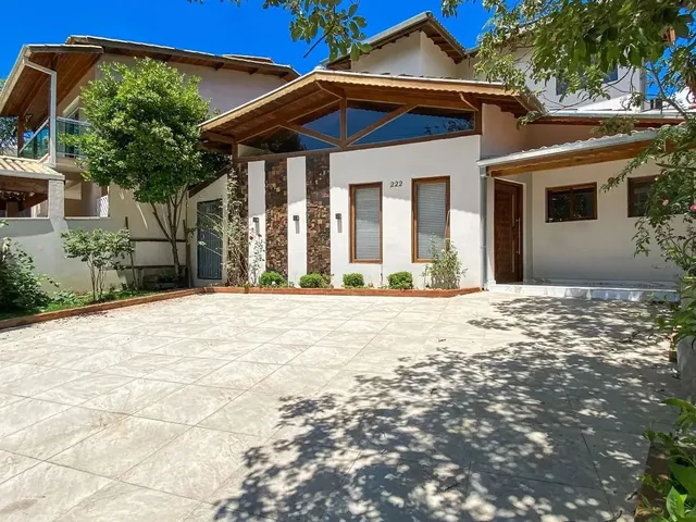 Imagem: Casa Semi-Térrea com 2 Dormitórios À