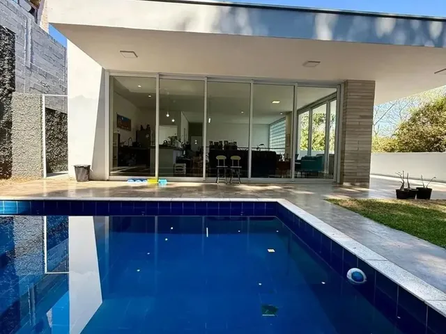 Imagem: A casa em condomínio possui 2 Dormitórios, 1 Suíte, 2