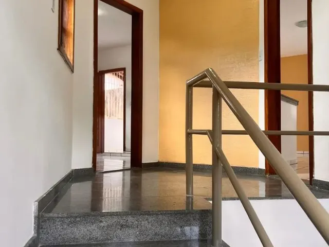 Imagem 13: Alugo/ Vendo Casa no Bairro Castália