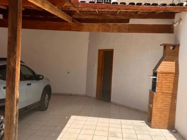 Imagem 16: Alugo/ Vendo Casa no Bairro Castália