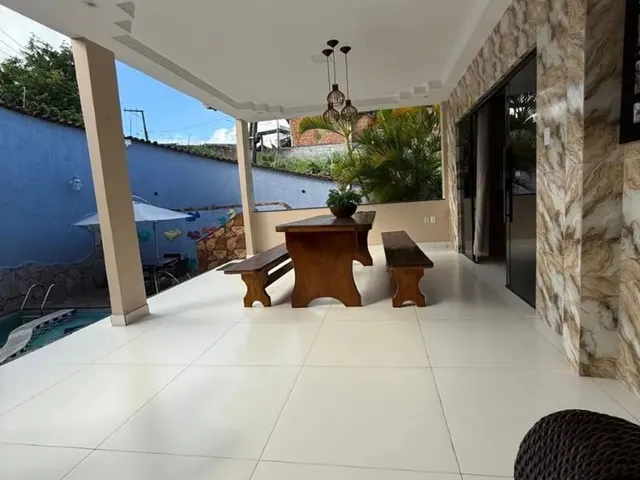 Imagem: Alugo / Vendo Casa Ampla com Piscina Privativa