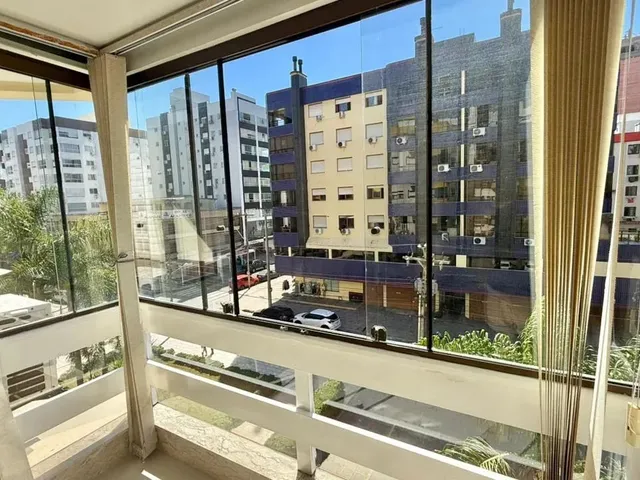 Imagem 1: Oportunidade com Sacada de Frente para a Rua!