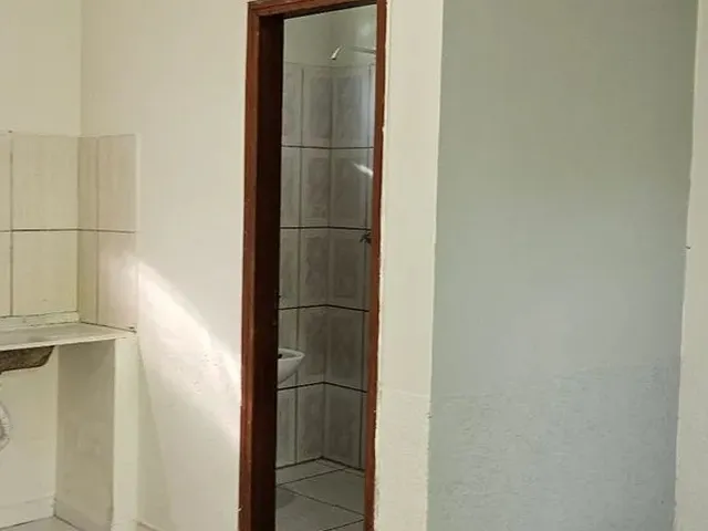 Imagem 6: Kitnet Bem Localizada!