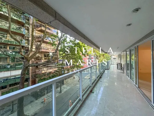 Imagem: Leblon, Quadra da Praia, Apartamento Luxuoso