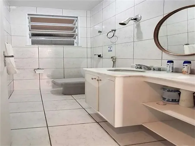 Imagem 2: Apartamento para Alugar com 3 Quartos no Condomínio Edificio Bartolomeu Portela, Rio De