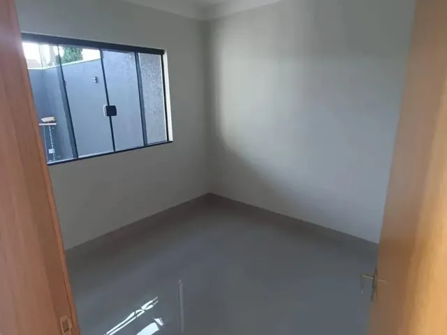 Imagem 8: Casa À Venda em Maringá, Jardim Monte Rei, com 3 Quartos, com 84 M²