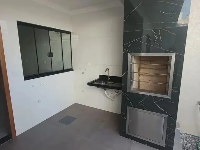 Imagem 7: Casa À Venda em Maringá, Jardim Monte Rei, com 3 Quartos, com 84 M²