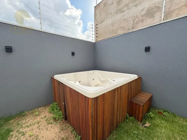 Imagem 4: Casa À Venda em Maringá, Bom Jardim, com 3 Quartos, com 130 M²
