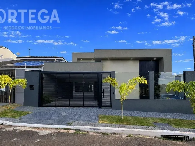 Imagem: Casa para Venda com 3 Suítes em Maringá