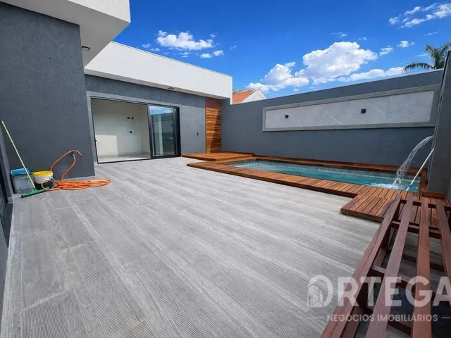 Imagem 2: Casa para Venda com 3 Suítes em Maringá - Pr