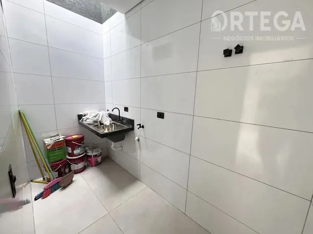 Imagem 15: Casa para Venda com 3 Suítes em Maringá - Pr