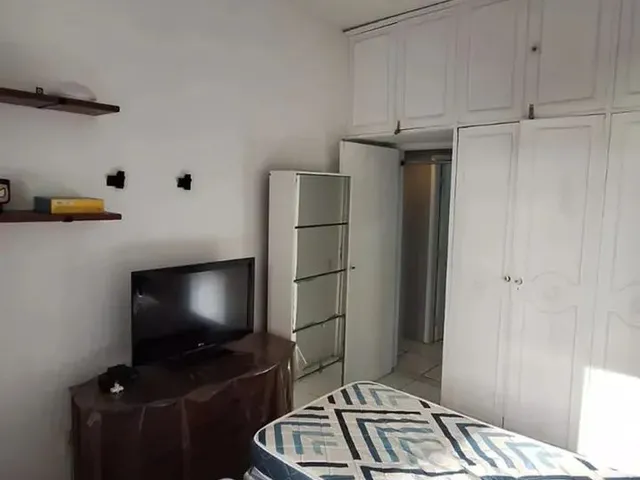 Imagem 8: Imóvel para Aluguel Tem 100 Metros Quadrados com 4 Quartos em Urca - Rio de Janeiro - Rj
