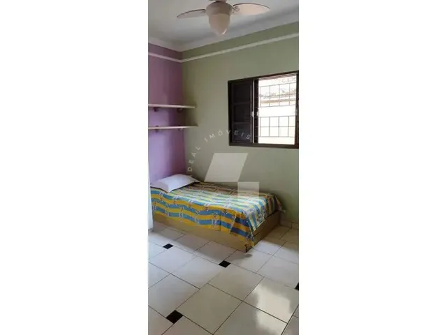 Imagem 3: Casa a Venda no Bairro Parque das Bandeiras - Maringá/Pr