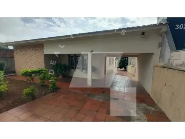 Imagem 2: Casa a Venda no Bairro Zona 04 - Maringá/Pr