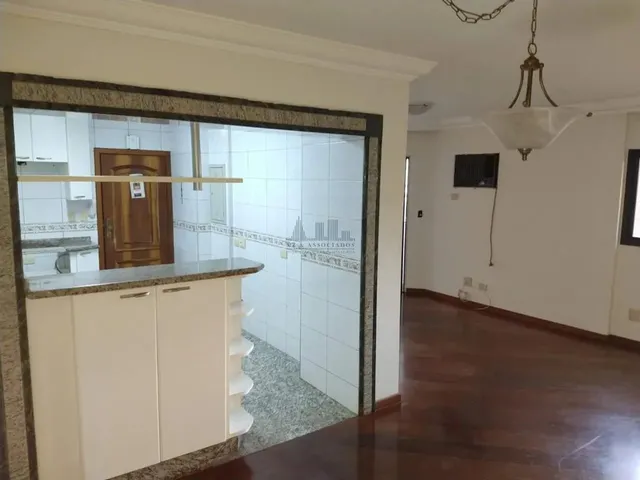 Imagem 6: 121 Meros no Centro de Maringá 3 Quartos