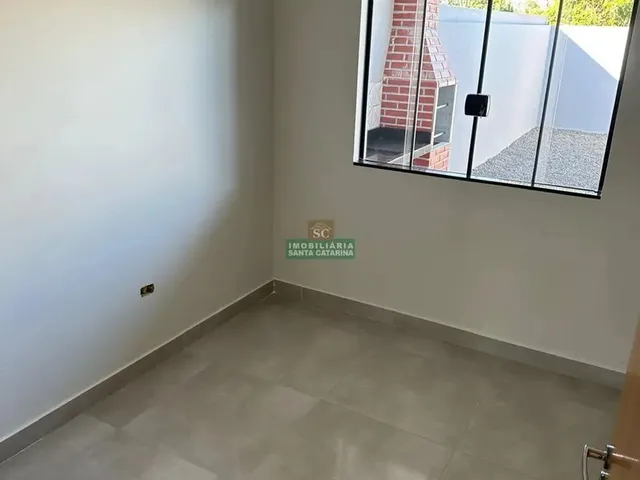 Imagem 3: Casa À Venda em Sarandi, Jardim Universal, com 2 Quartos, com 65 M²