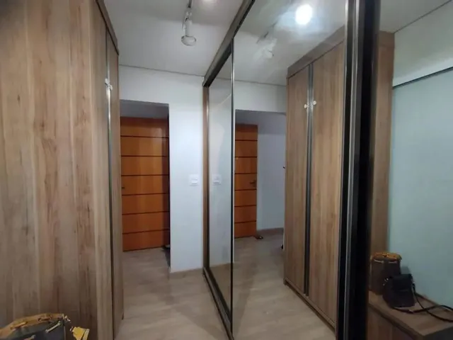 Imagem 7: Sobrado À Venda em Maringá, Zona 05, com 3 Quartos, com 273.26 M²