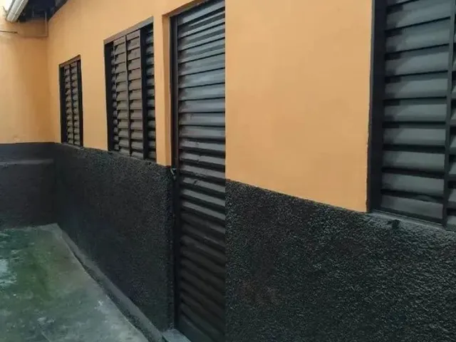 Imagem: Casa, Aluguel, Três Quartos. Rua Olinto