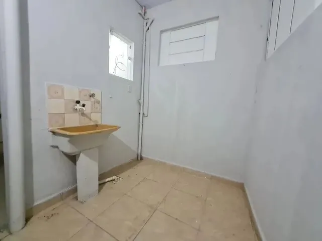 Imagem 2: Casa 2 Quartos - Eldorado
