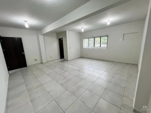Imagem 2: Sala Comercial com 47 M² e 01 Banheiro
