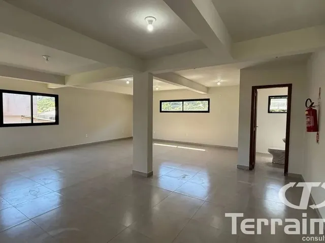 Imagem 6: Sala Comercial com 63 M², no 2O Piso, Próximo Ao Supermercado Silveira