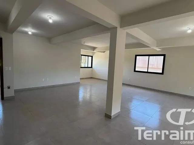 Imagem 5: Sala Comercial com 63 M², no 2O Piso, Próximo Ao Supermercado Silveira