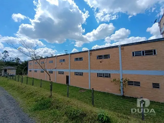 Imagem 2: Pavilhão Comercial para Locação