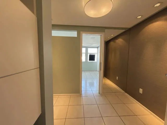 Imagem 16: Sala Comercial para Venda e Locação Semi Mobiliada Edifício san Vicente Centro