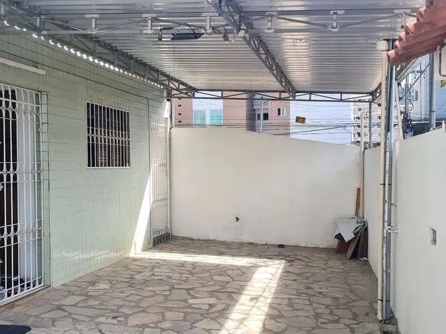Imagem 13: Casa 4 Quartos nos Bancários
