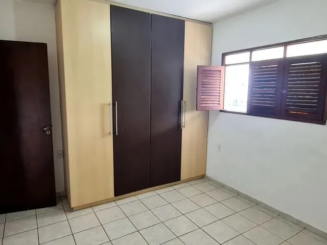 Imagem 14: Casa 4 Quartos nos Bancários