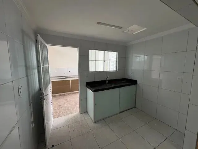 Imagem 6: Imóvel para Aluguel Possui 135 Metros Quadrados com 3 Quartos em Mangabeira - João