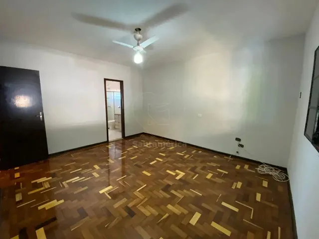 Imagem 3: Casa para Alugar Ou Vender com Piscina, 5 Quartos Sendo 1 Suíte na Região Oeste De