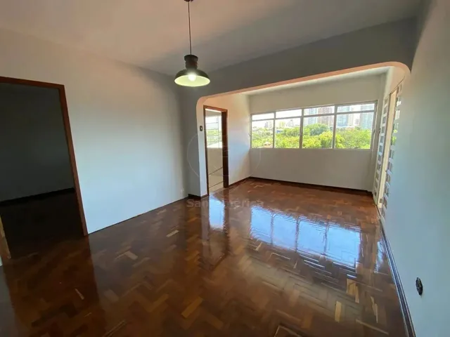 Imagem 10: Casa para Alugar Ou Vender com Piscina, 5 Quartos Sendo 1 Suíte na Região Oeste De