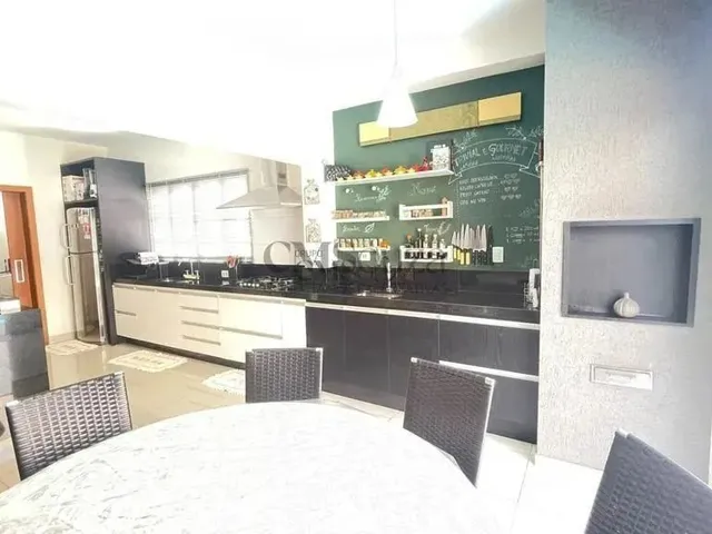 Imagem 8: Casa para Venda no Condomínio Alphaville 2 4 Dormitórios (3 Suítes), 198M², 4 Vagas