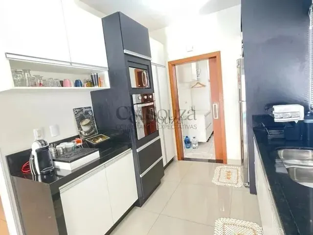 Imagem 2: Casa para Venda no Condomínio Alphaville 2 4 Dormitórios (3 Suítes), 198M², 4 Vagas