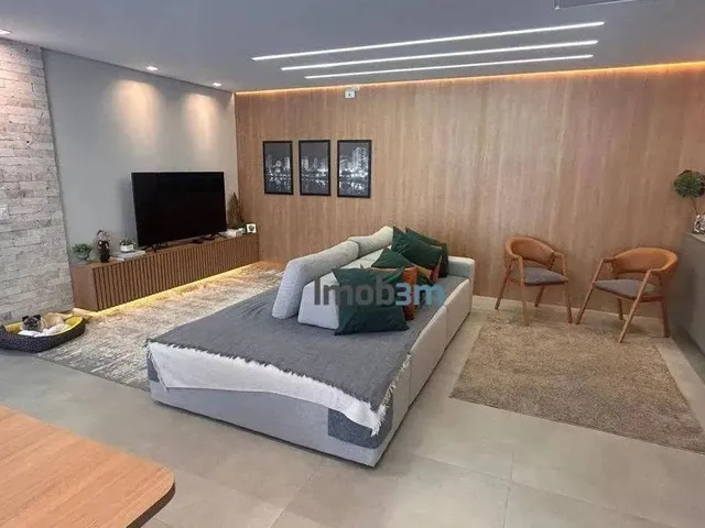 Imagem 3: Sobrado com 3 Dormitórios À Venda, 226 M² por R$ 1.770.000,00 - Universitário