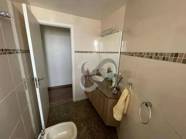 Imagem 7: Apartamento com 3 Dormitórios À Venda, 190 M² por R$ 950.000,00 - Centro - Londrina/Pr