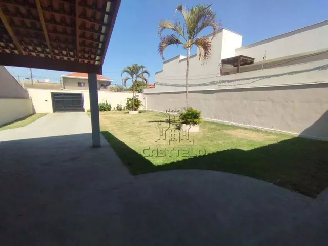 Imagem: Casa com 2 Dormitórios À Venda, 64 M²