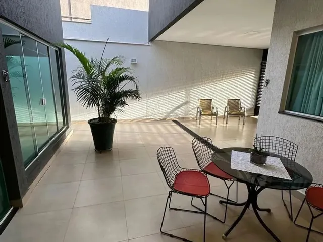 Imagem 14: Casa À Venda em Londrina, Terras de Santana Ii, com 4 Quartos, com 343 M², Santana