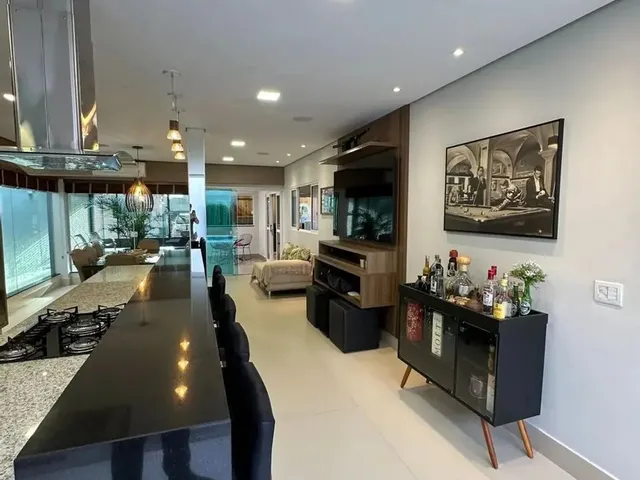 Imagem 2: Casa À Venda em Londrina, Terras de Santana Ii, com 4 Quartos, com 343 M², Santana